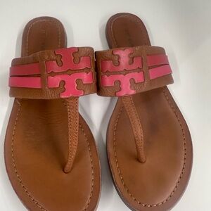 Tory Burch Brown Leather Thong Sandals with Pink Logo Detail